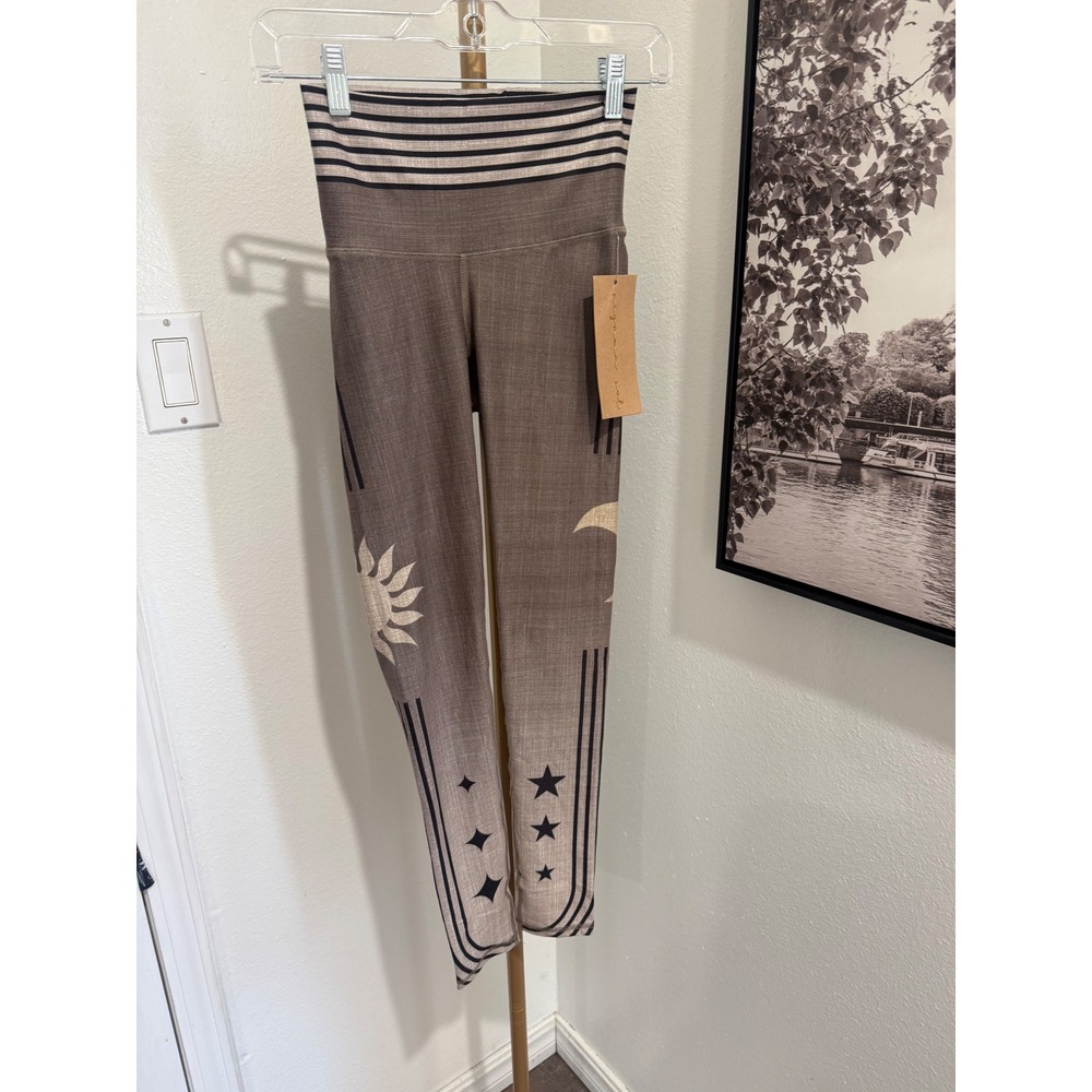 Niyama Sol Barefoot Leggings Groovy Moon Celestial Sun Star Brown Small NWT